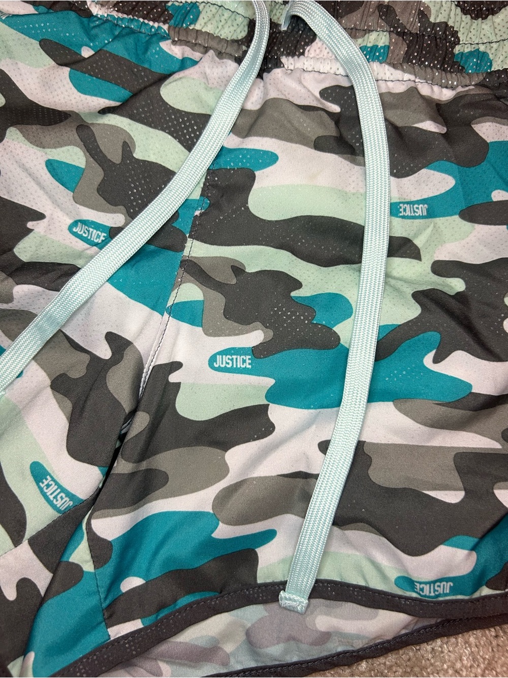 Justice Active Girl’s Teal and Mint Camo Lined Athletic Shorts Size 14 - Picture 3 of 5